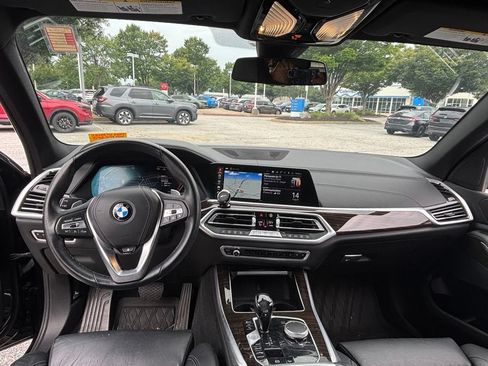 Used 2021 BMW X5 xDrive40i w/ Convenience Package AWD/4WD image 11
