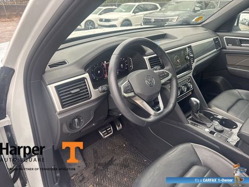 Used 2023 Volkswagen Atlas Cross Sport SEL Premium R-Line image 13