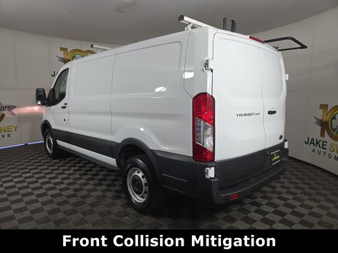 Used 2024 Ford Transit 250 Low Roof RWD image 6
