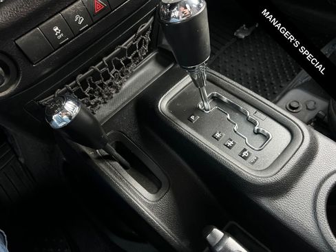 Used 2015 Jeep Wrangler Unlimited Sport w/ Quick Order Package 24S AWD/4WD image 24