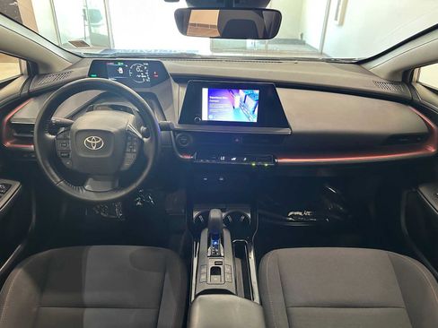 Used 2024 Toyota Prius Prime FWD image 10