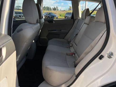 Used 2012 Subaru Forester 2.5X w/ Alloy Wheel Pkg image 14
