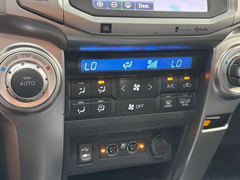 Used 2015 Toyota 4Runner Limited AWD/4WD image 21
