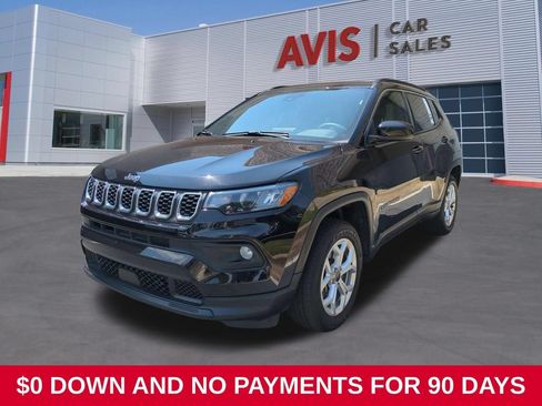 Used 2025 Jeep Compass Latitude AWD/4WD image 1