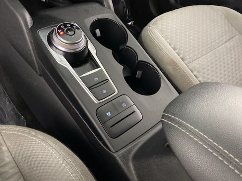 Used 2020 Ford Escape SE FWD image 29