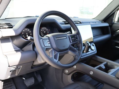 New 2026 Land Rover Defender 130 X-Dynamic SE AWD/4WD image 12