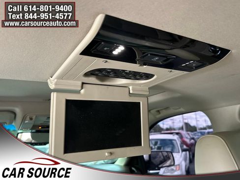 Used 2015 Cadillac Escalade Luxury AWD/4WD image 19