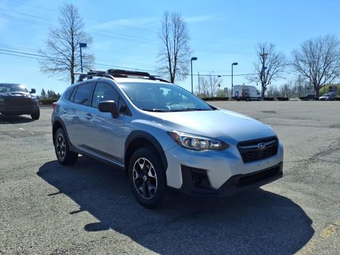 Used 2018 Subaru Crosstrek 2.0i AWD/4WD image 3