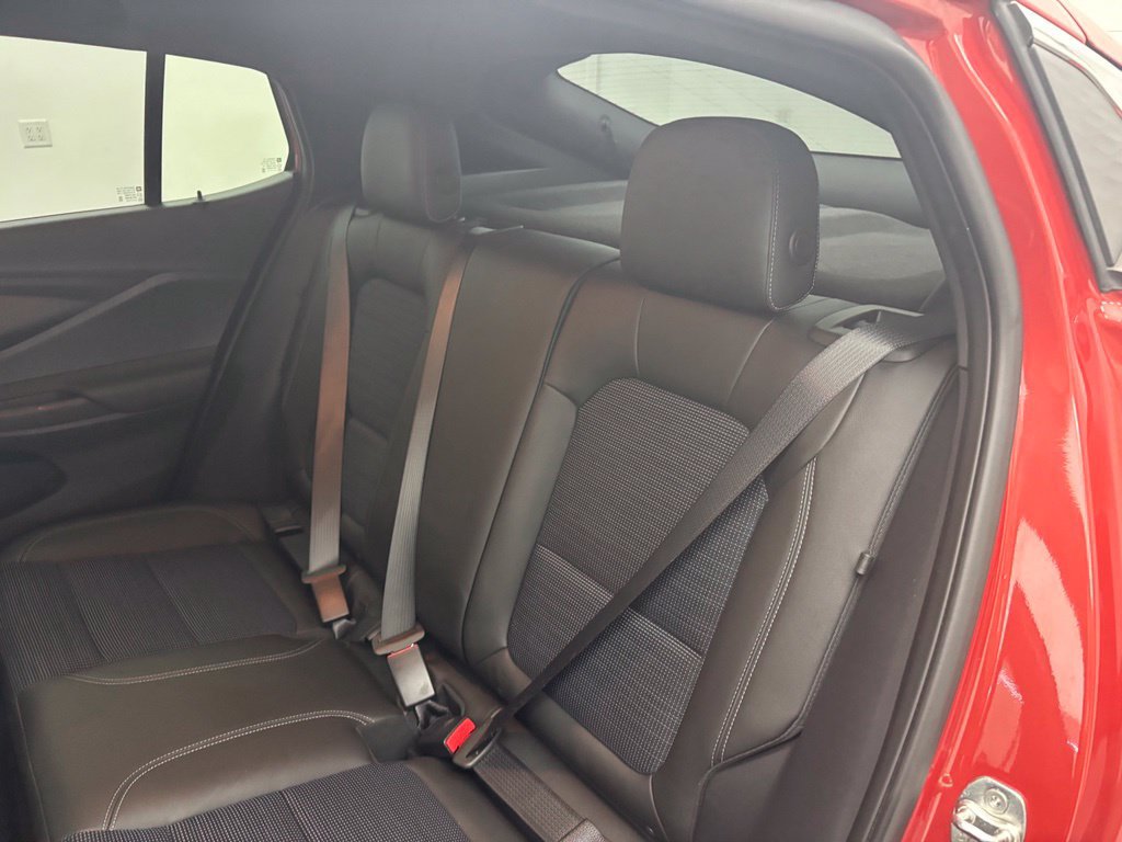 Used 2024 Buick Envista Preferred FWD image 34