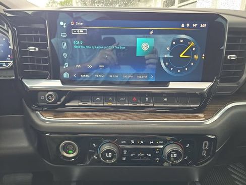 Certified 2023 Chevrolet Silverado 1500 RST AWD/4WD image 19
