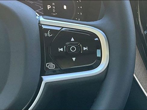 New 2026 Volvo XC60 B5 Core image 25