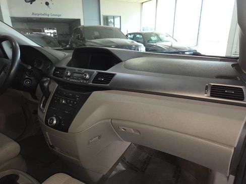 Used 2013 Honda Odyssey EX image 31