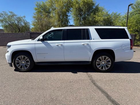 Used 2018 Chevrolet Suburban LT RWD image 8