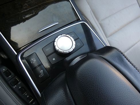 Used 2014 Mercedes-Benz E 350 Cabriolet w/ Premium 1 Package image 53