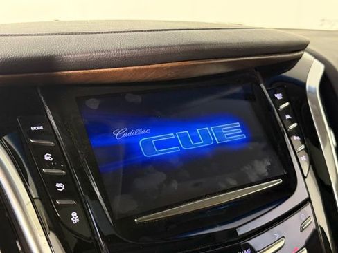 Used 2018 Cadillac Escalade ESV Premium Luxury image 23