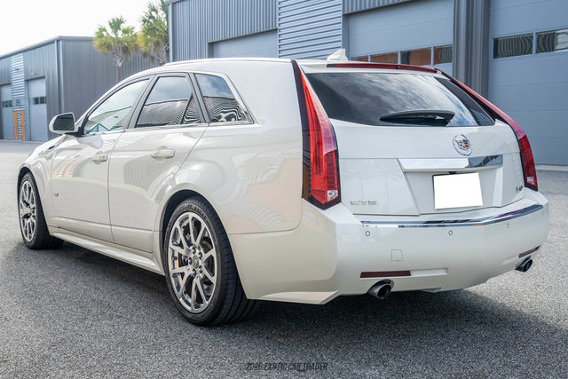 Used 2011 Cadillac CTS V RWD image 5