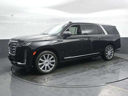 Used 2024 Cadillac Escalade ESV Premium Luxury Platinum AWD/4WD image 8