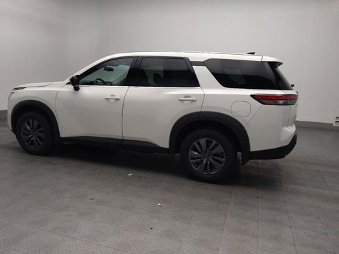 Used 2023 Nissan Pathfinder S FWD image 3