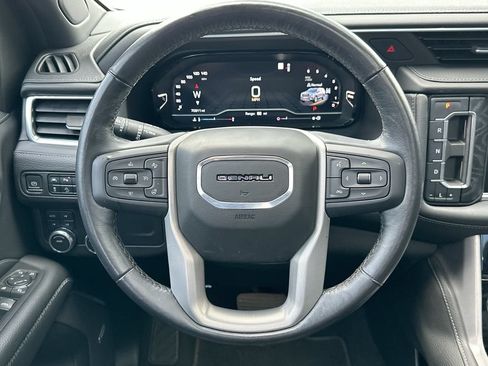 Used 2022 GMC Yukon Denali AWD/4WD image 18