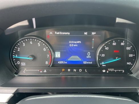 Used 2022 Ford Explorer XLT w/ Equipment Group 202A image 26