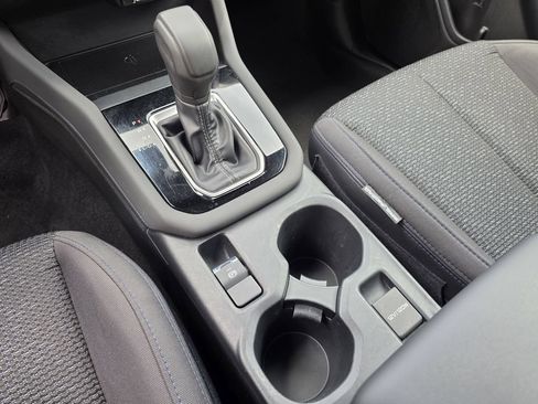 Certified 2025 Subaru Forester Premium AWD/4WD image 22
