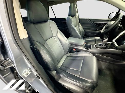 Used 2023 Subaru Outback Limited AWD/4WD image 32