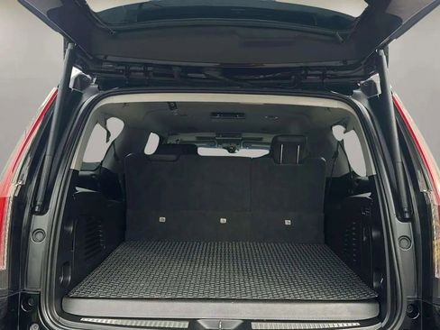 Used 2019 Cadillac Escalade ESV Premium Luxury image 59