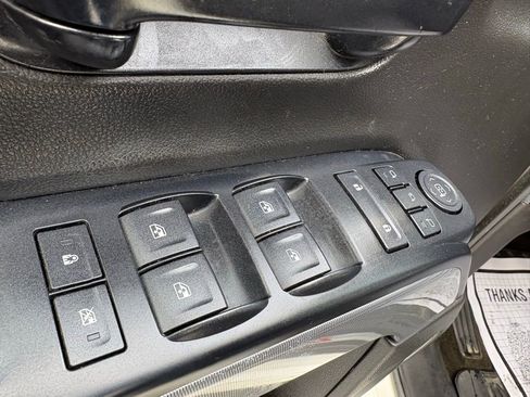 Used 2014 Chevrolet Silverado 1500 LTZ Z71 AWD/4WD image 18