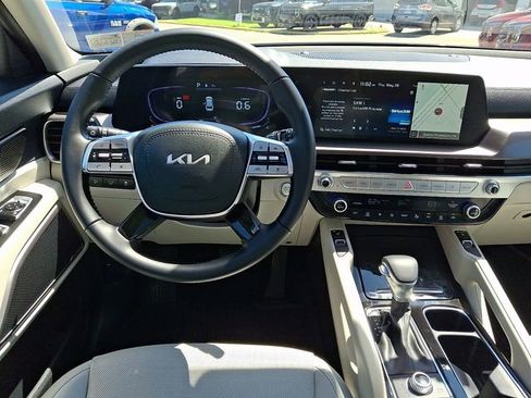 Certified 2025 Kia Telluride S AWD/4WD image 12