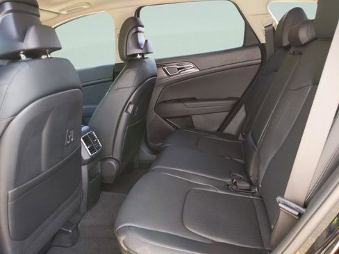 Certified 2023 Kia Sportage SX image 10