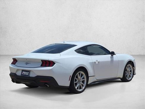 Used 2024 Ford Mustang Coupe RWD image 13