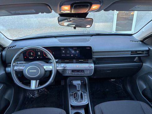 Used 2025 Hyundai Kona SEL image 33