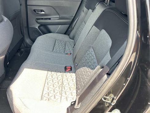New 2026 Nissan Kicks SV w/ SV Premium Package FWD image 20