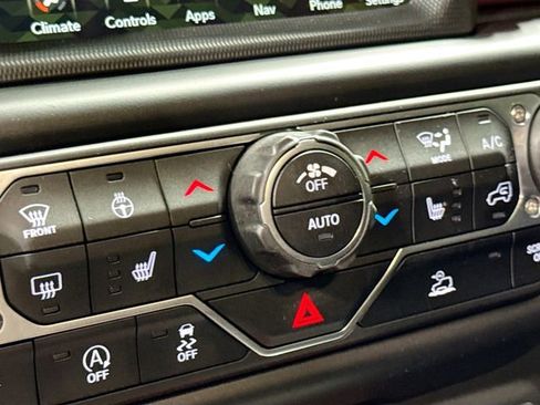 Used 2022 Jeep Gladiator Rubicon w/ Cold Weather Group image 20