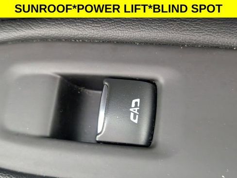 Used 2020 Cadillac XT5 Premium Luxury FWD image 34