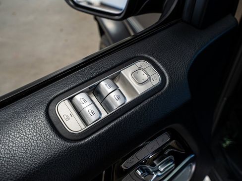 Used 2022 Mercedes-Benz G 550 w/ Exclusive Interior Package image 30