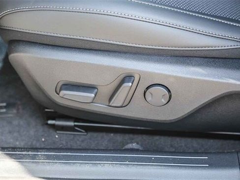 New 2025 Kia EV6 Light w/ Light LR Technology Package image 21