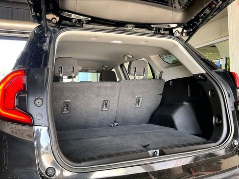 Used 2018 GMC Terrain SLE FWD image 18