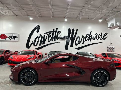 Used 2020 Chevrolet Corvette Stingray Preferred Cpe w/ 2LT Preferred Equipment Group RWD image 2