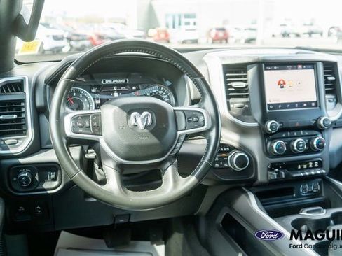 Used 2022 RAM 1500 Big Horn AWD/4WD image 13