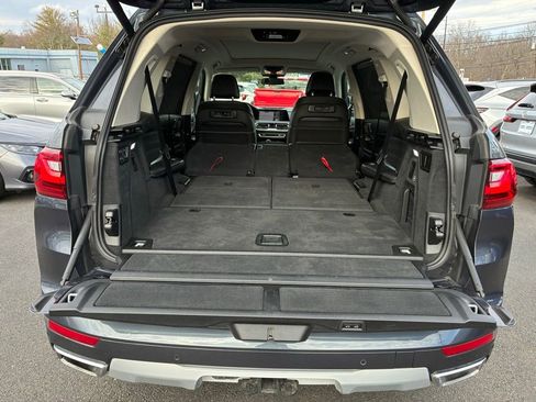 Used 2021 BMW X7 xDrive40i w/ Premium Package image 23