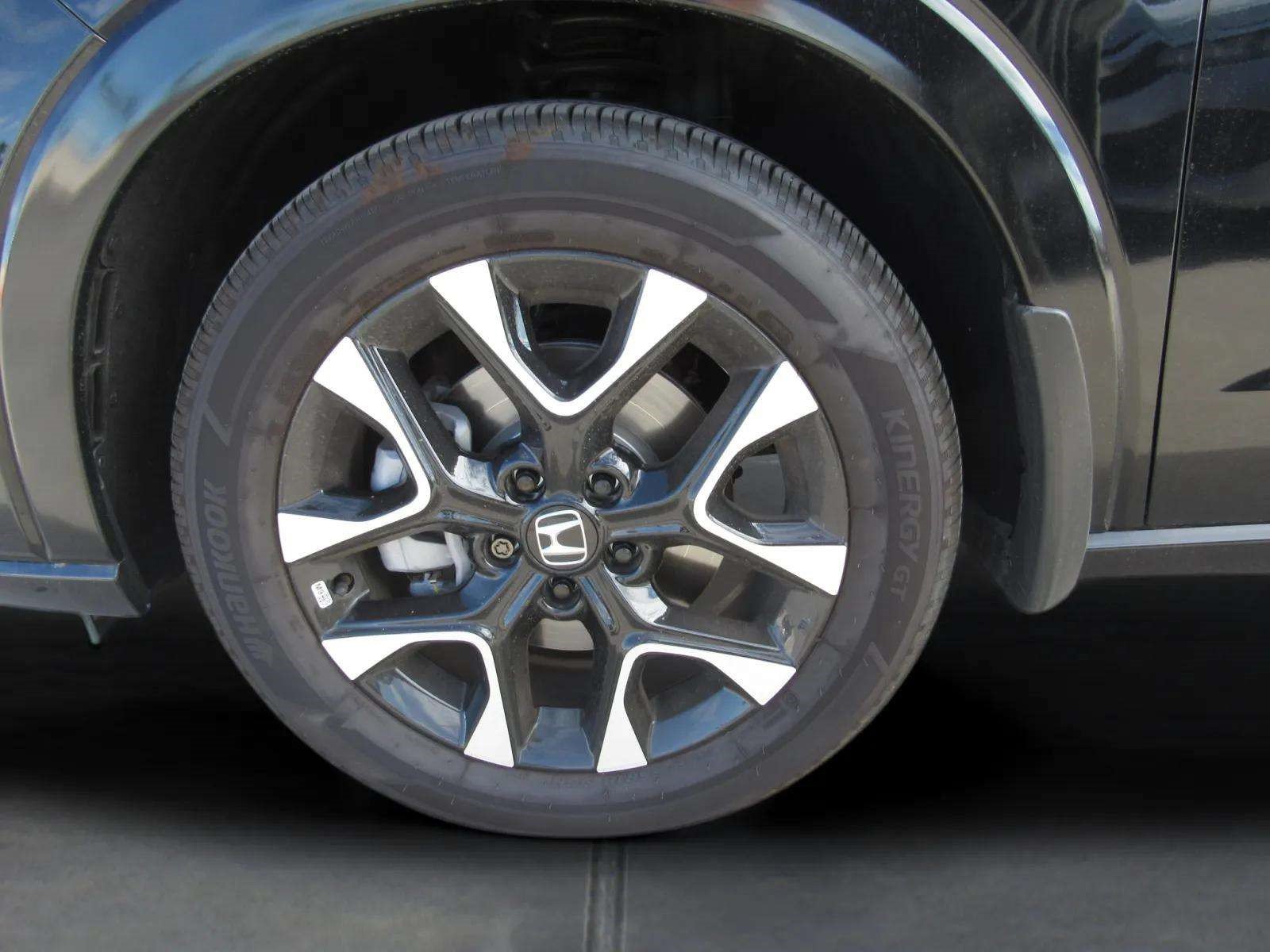 Used 2026 Honda HR-V EX-L image 5