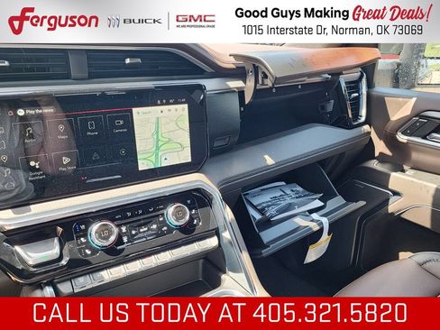 New 2026 GMC Sierra 2500 Denali w/ Denali Reserve Package AWD/4WD image 38