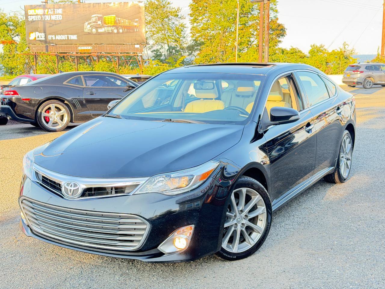 Used 2015 Toyota Avalon XLE Touring FWD image 87
