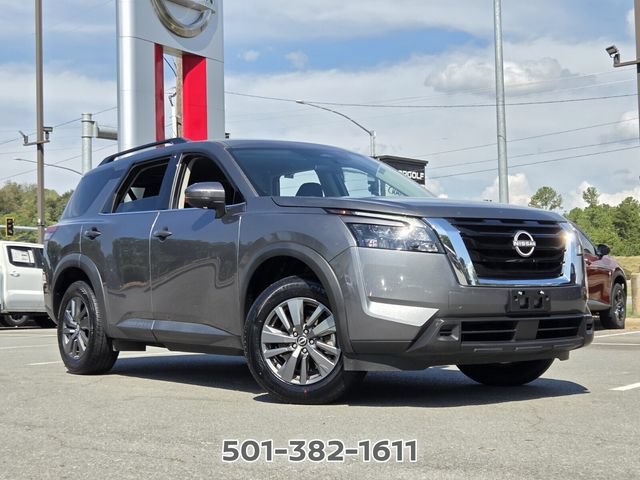 Used 2024 Nissan Pathfinder SV FWD image 21