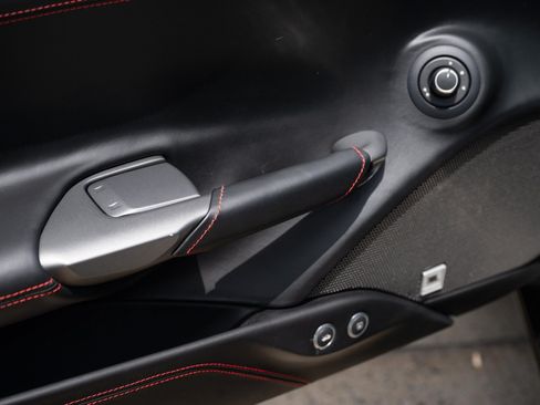 Used 2017 Ferrari 488 Spider RWD image 28
