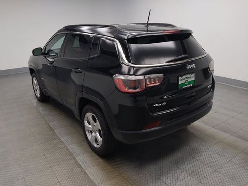 Used 2018 Jeep Compass Latitude AWD/4WD image 5