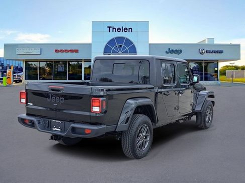 New 2026 Jeep Gladiator Sport AWD/4WD image 4