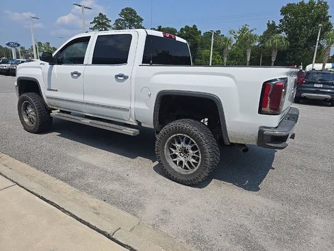 Used 2018 GMC Sierra 1500 SLT w/ SLT Premium Package AWD/4WD image 5