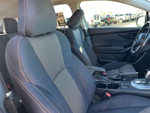 Used 2019 Subaru Crosstrek 2.0i Premium image 15
